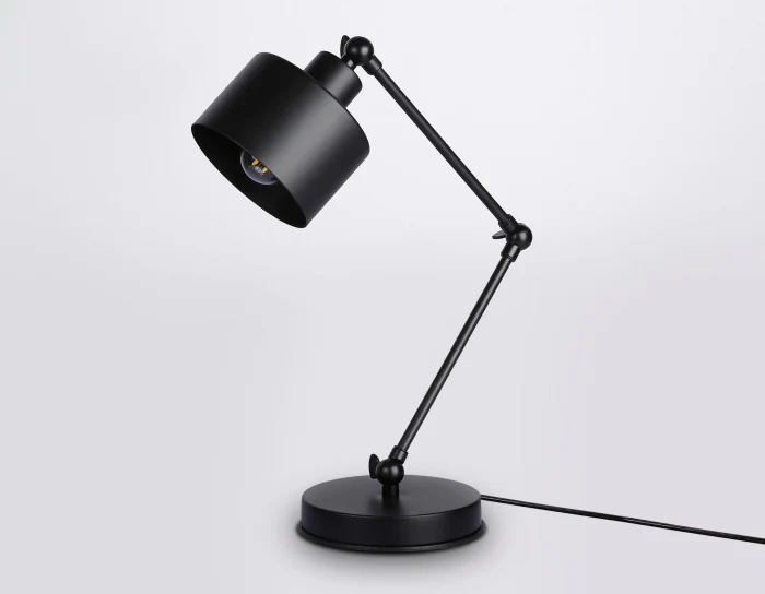 Настольная лампа в стиле лофт Ambrella light TR8153