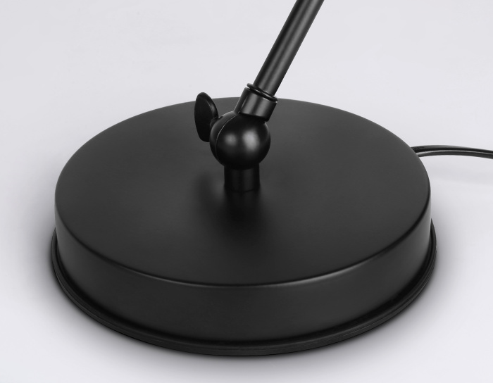 Настольная лампа в стиле лофт Ambrella light TR8153