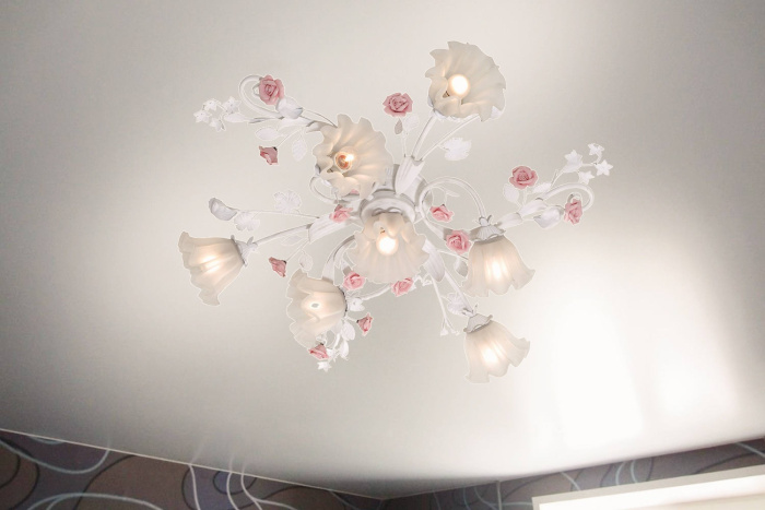 Люстра потолочная Lucia Tucci Fiori di rose 109.6.1