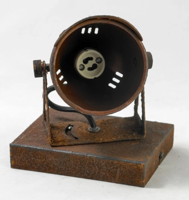 Спот MONTGOMERY LSP-9506