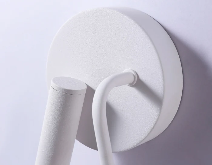 Настенный светодиодный светильник со сменной лампой Ambrella light FL66383