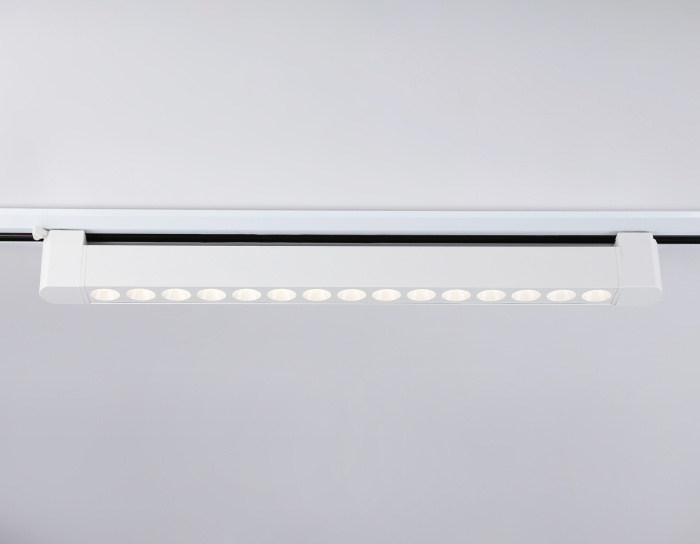 Трековый однофазный светодиодный светильник Ambrella light GL6712