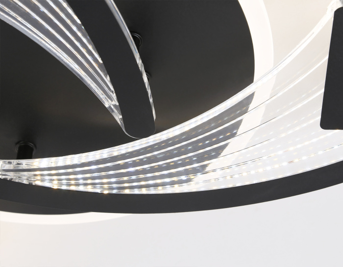 Потолочный светодиодный светильник с пультом Ambrella light FA4477