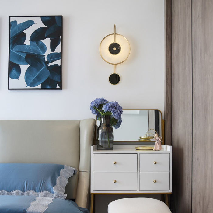 Настенный светильник-бра из мрамора LOREO A ImperiumLoft