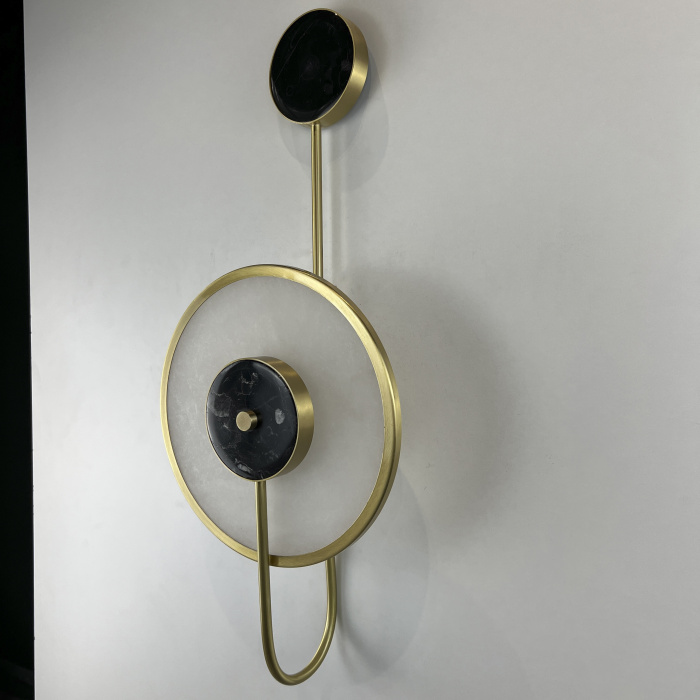 Настенный светильник-бра из мрамора LOREO A ImperiumLoft