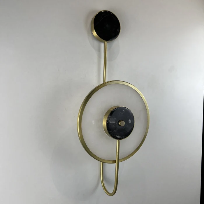 Настенный светильник-бра из мрамора LOREO A ImperiumLoft