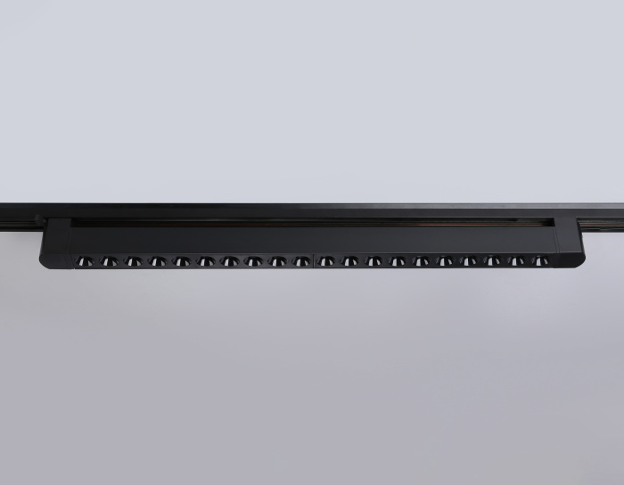 Трековый однофазный светодиодный светильник Ambrella light GL6721