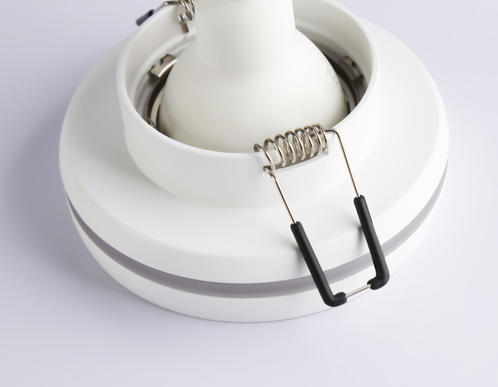 Встраиваемый точечный светильник MR16 с акрилом Ambrella light TN3321