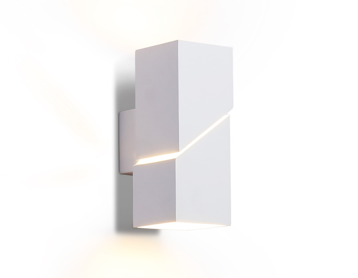 Настенный светильник со сменной лампой Ambrella light FW2474