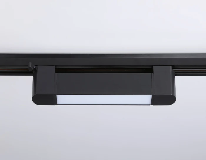 Трековый однофазный светодиодный светильник Ambrella light GL6727