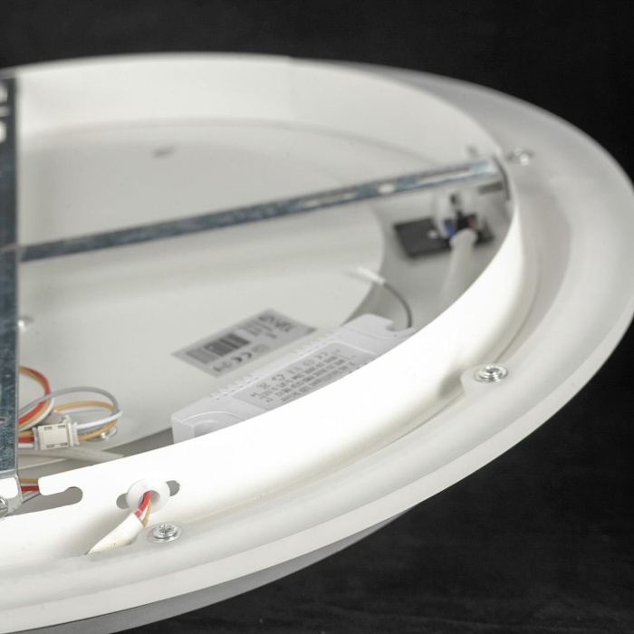 Потолочный светодиодный светильник Lussole Moonlight LSP-8465