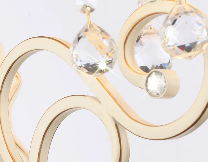 Настенный светильник с абажуром и хрусталем Ambrella light TR4562