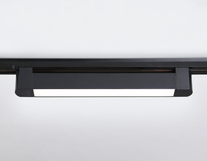 Трековый однофазный светодиодный светильник Ambrella light GL6733