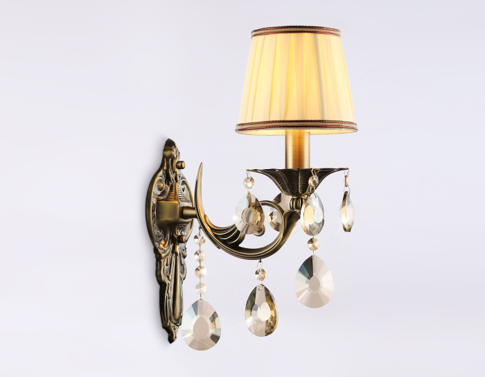 Настенный светильник с абажуром и хрусталем Ambrella light TR4578