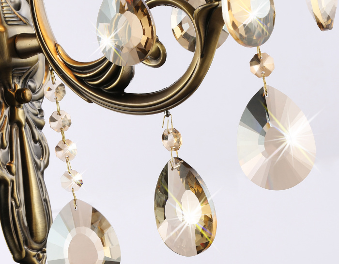 Настенный светильник с абажуром и хрусталем Ambrella light TR4578