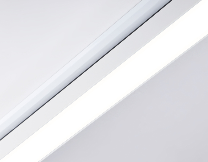 Трековый однофазный светодиодный светильник Ambrella light GL6736