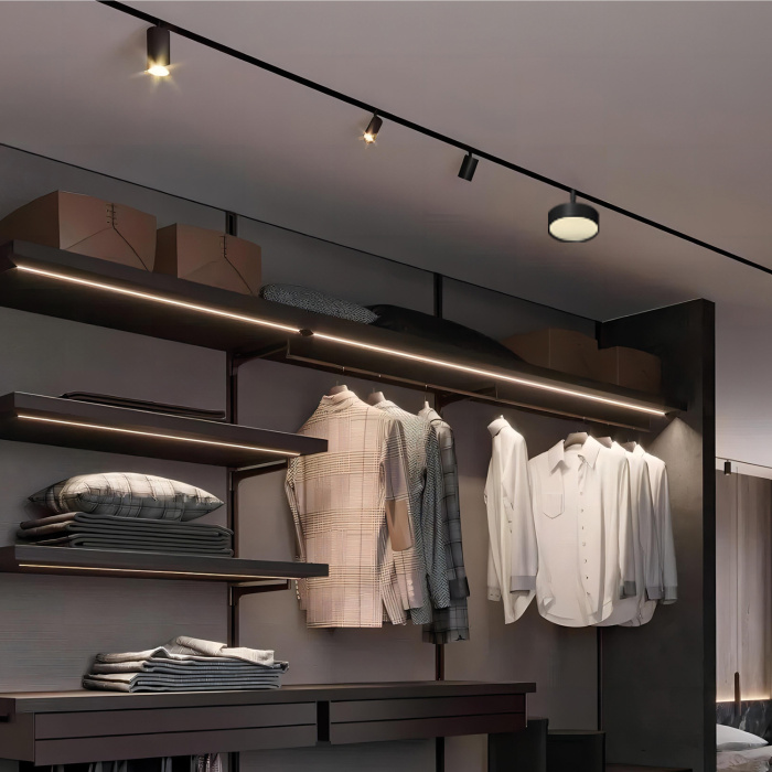 Светильник на шине Favourite 4585-1U