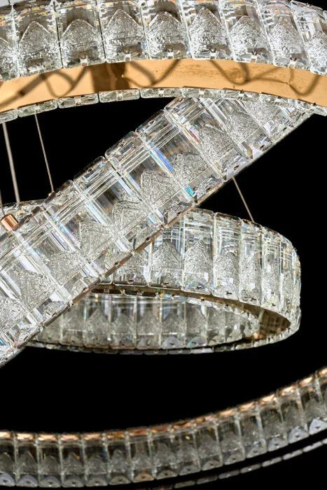 Подвесная люстра Leon Delaina LE3012/800-3K GD