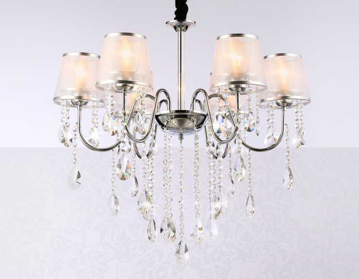 Подвесная люстра с абажурами и хрусталем Ambrella light TR4588