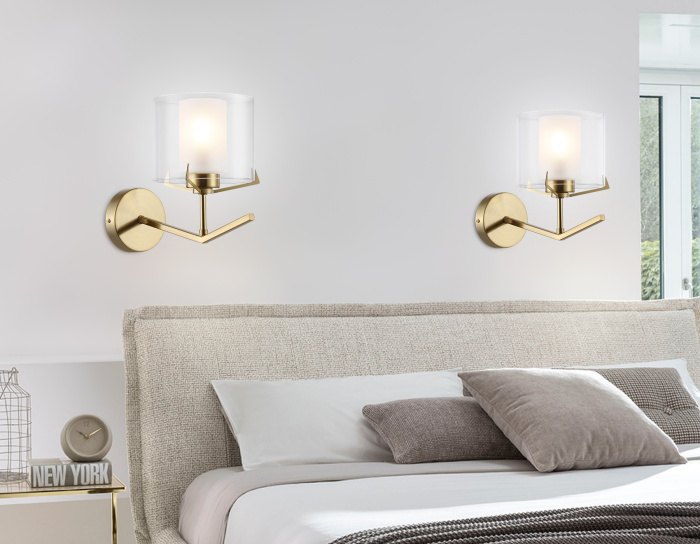 Настенный светильник со стеклянным плафоном Ambrella light LH57010