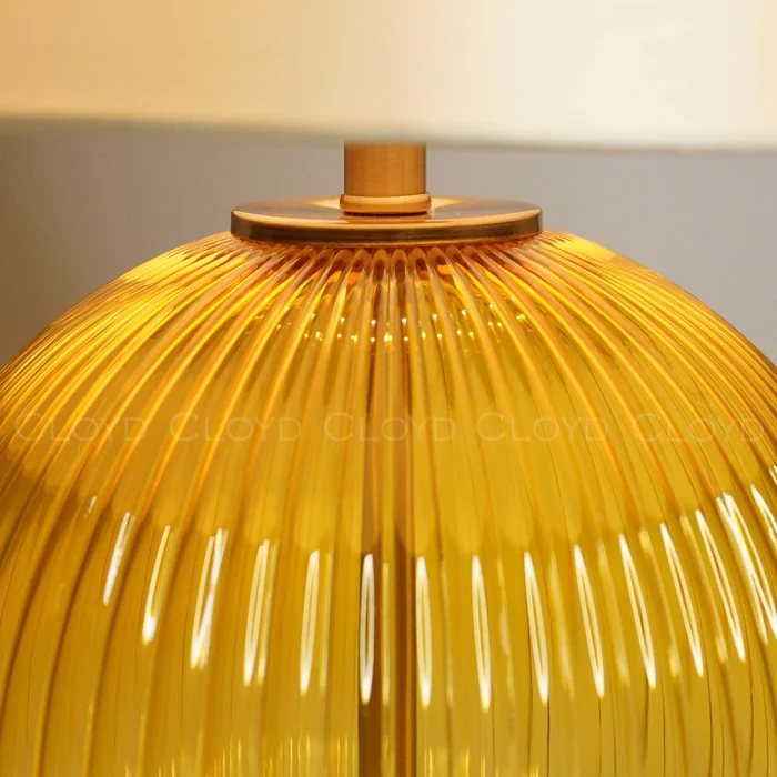 Настольная лампа Cloyd ZUCCHINI T1 / выс. 54 см - латунь - янтарное стекло (арт.30115)