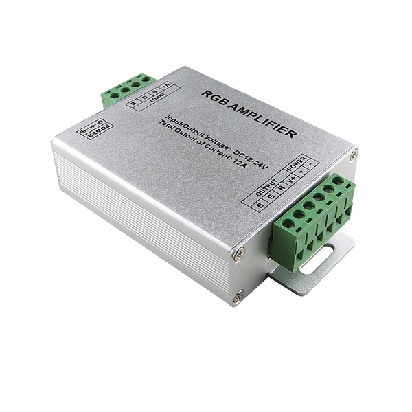 Усилитель LIGHTSTAR 410704