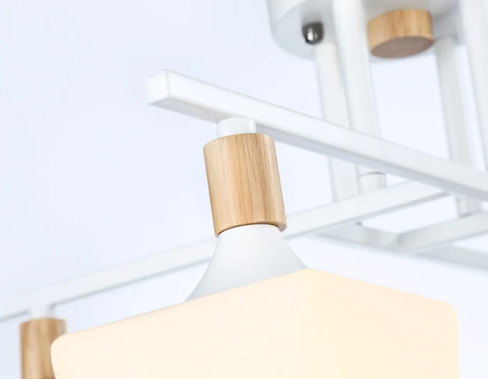 Потолочная люстра Ambrella light TR9495