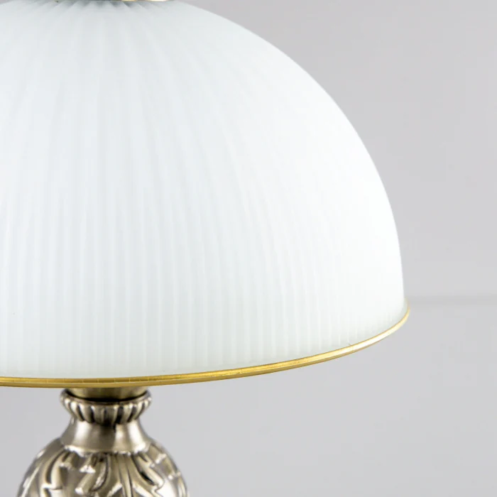 Настольный светильник Citilux Адриана CL405823