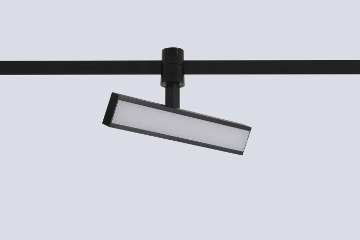 Светильник трековый для гибкой магнитной системы Crystal Lux CLT 0.37 001 10W BL SMART