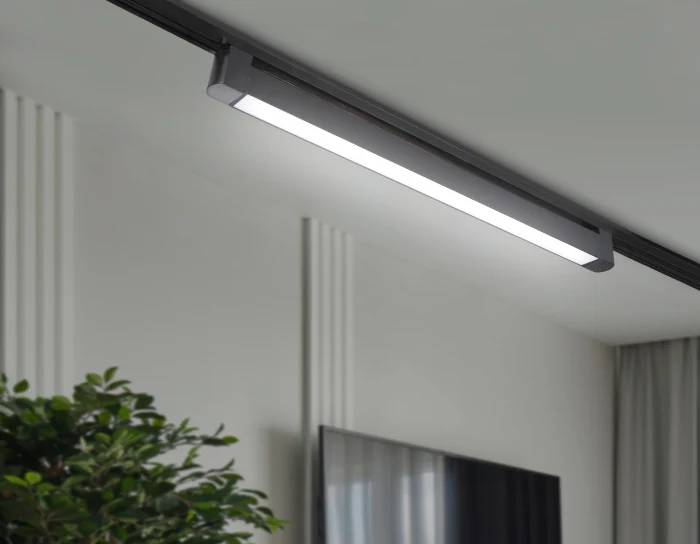 Трековый однофазный светодиодный светильник Ambrella light GL6745