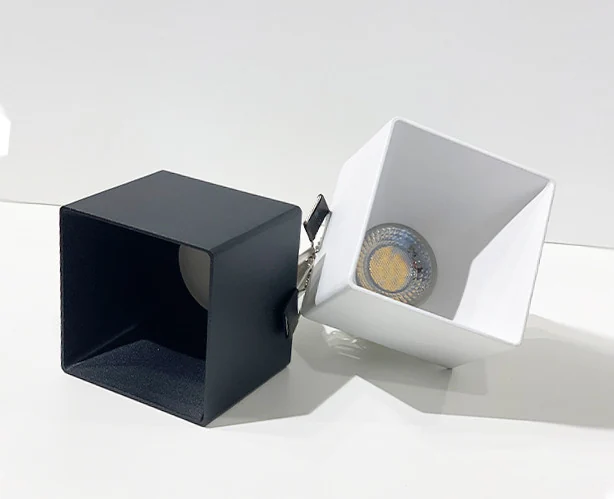 Светильник встраиваемый ITALLINE DL 3024 white