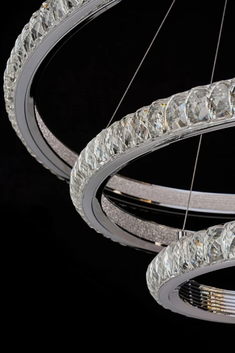 Подвесная люстра Leon Colisee LE7718/800-3K Chrome