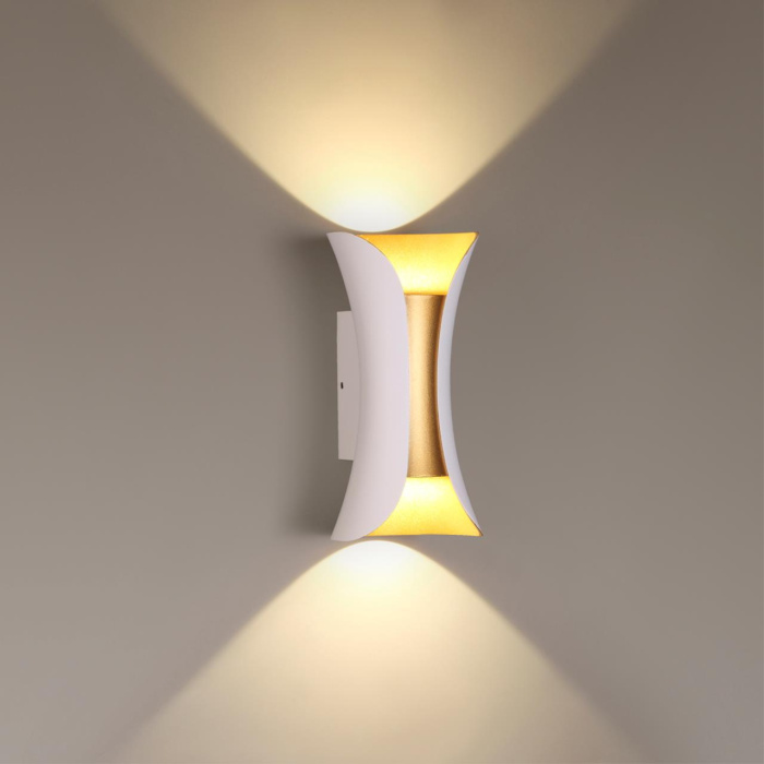 Настенный светильник Odeon Light Krista 3886/6WG