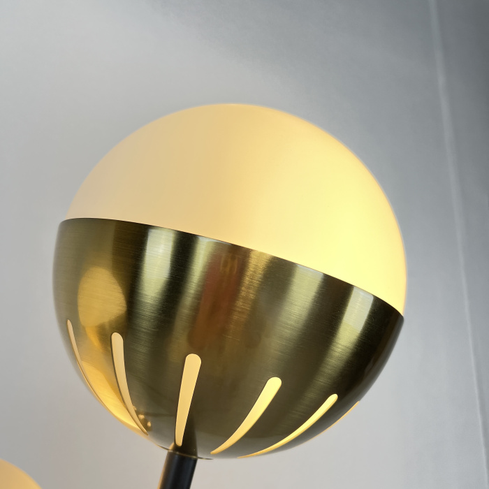 Торшер Caracas Tripod Floor Lamp ImperiumLoft