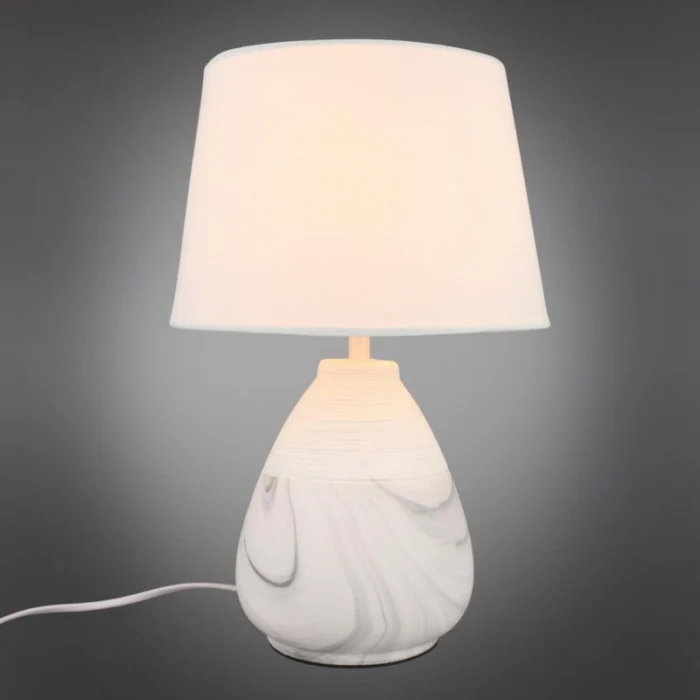 Настольная лампа Omnilux Parisis OML-82104-01