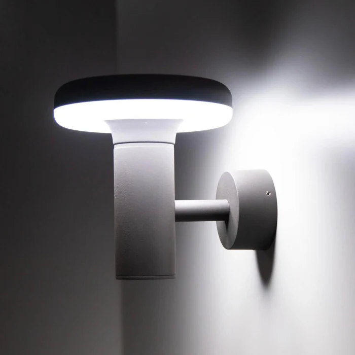 Уличный настенный светильник Citilux Garda CLU01W