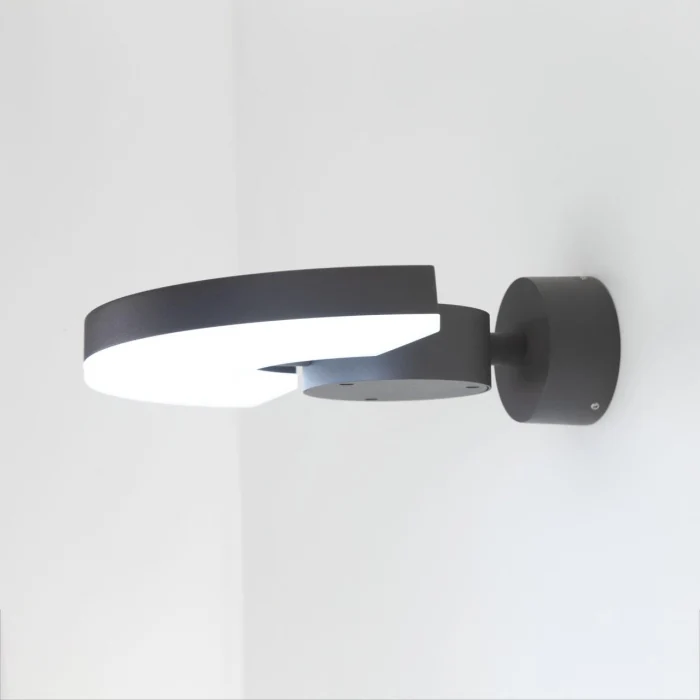 Уличный настенный светильник Citilux Garda CLU03W