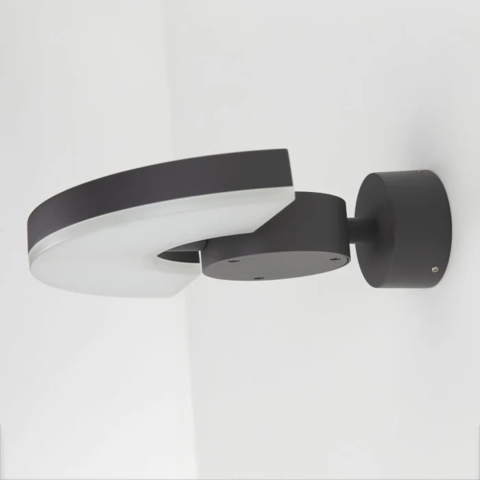Уличный настенный светильник Citilux Garda CLU03W