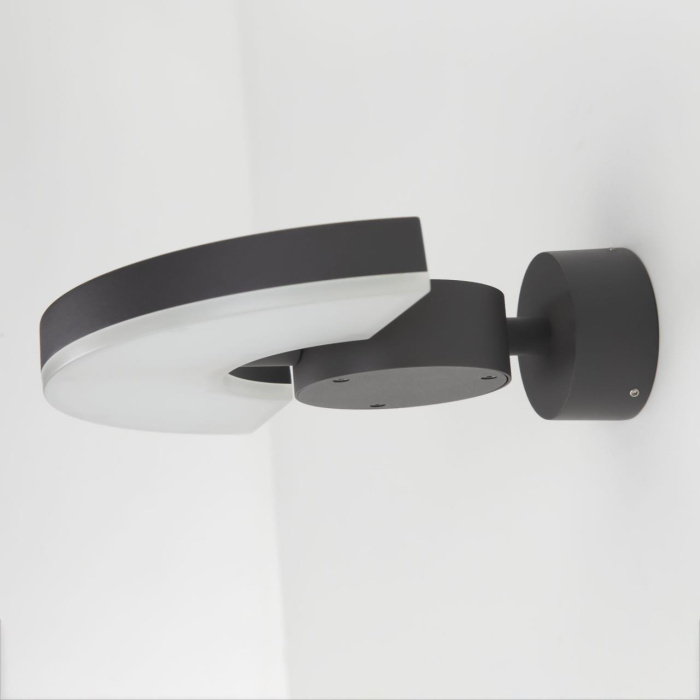 Уличный настенный светильник Citilux Garda CLU03W