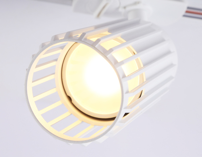 Трековый однофазный светильник со сменной лампой Ambrella light GL5157