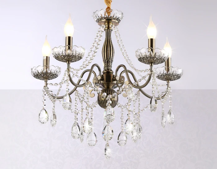Подвесная классическая люстра с хрусталем Ambrella light TR4949