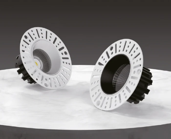 Светильник встраиваемый влагозащищенный ITALLINE IT02-028 white 3000K