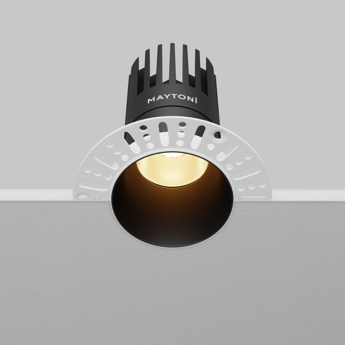 Встраиваемый светильник Maytoni Dip DL122-15W-2.7K-TRS-B