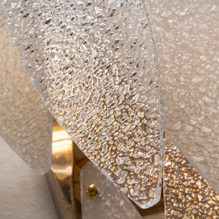 Настенный светильник Freya Lucrecia FR5217WL-02FG