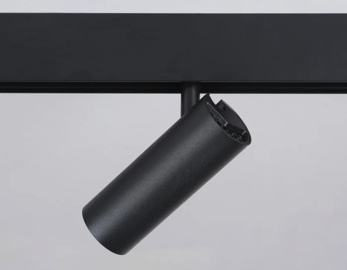 Светильник светодиодный трековый для шинопровода Magnetic Ambrella light GL3823