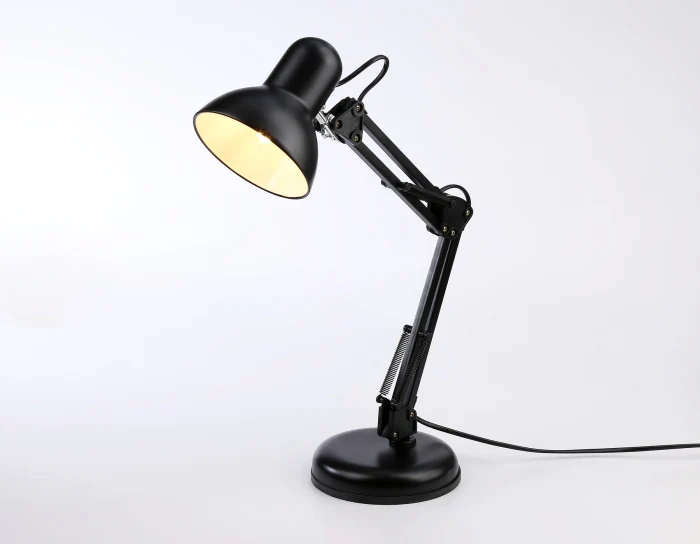 Настольная лампа Ambrella Desk DE7716