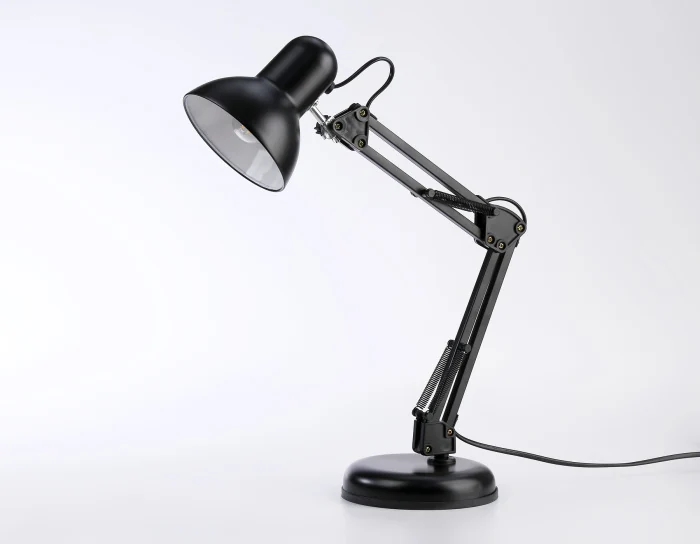 Настольная лампа Ambrella Desk DE7716